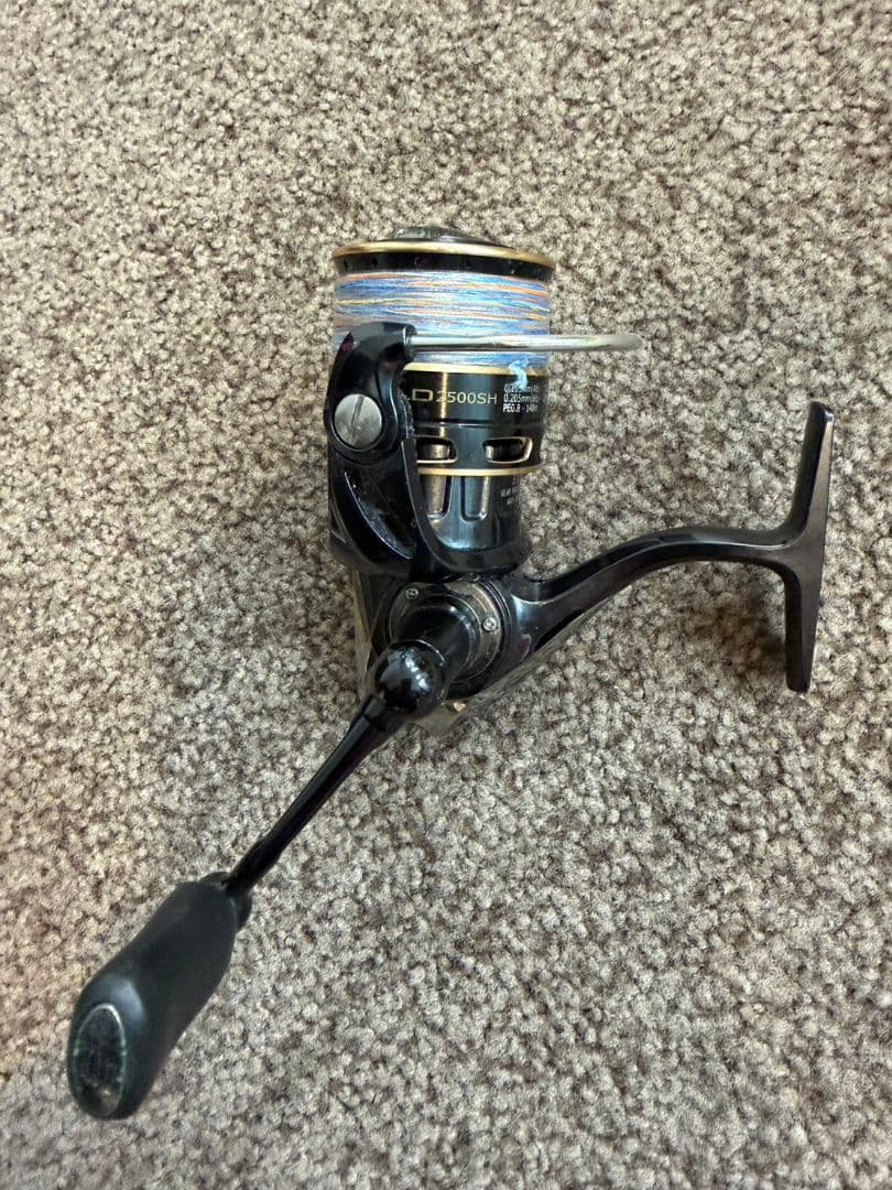 リール Abu Garcia REVO SHIELD 2500SH