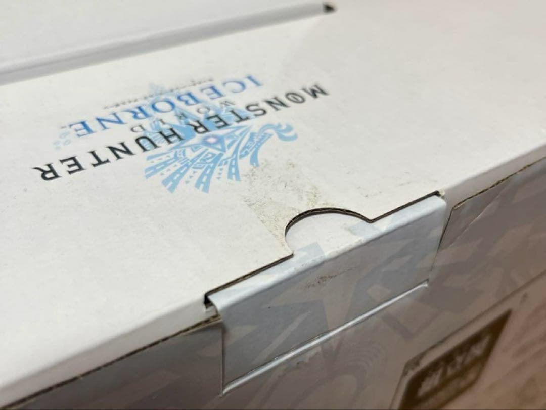 一番くじ　モンスターハンター　アイスボーン　イヴェルカーナ　トロフィー　A賞