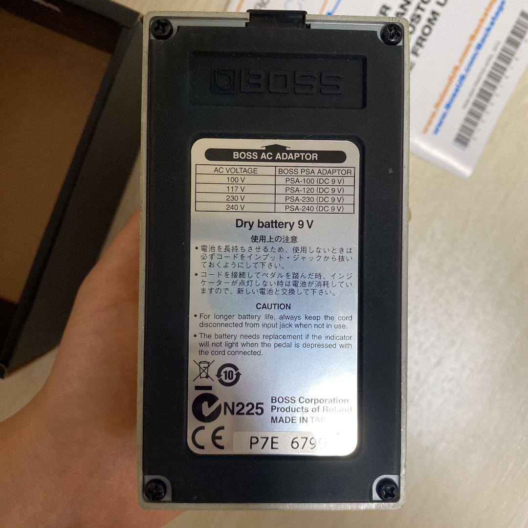 SD-1 (Super OverDrive) 箱付き