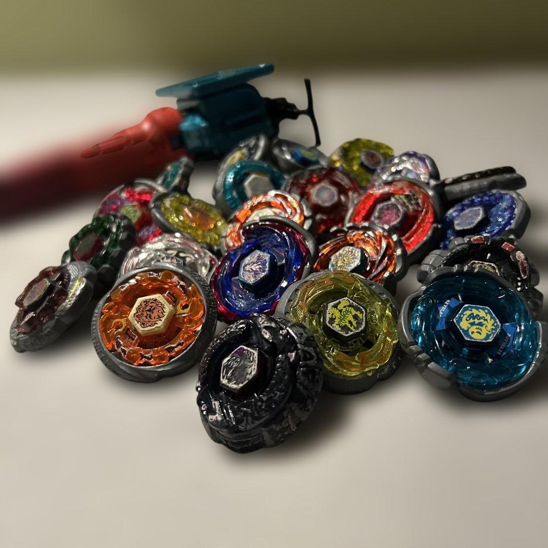 メタルファイトベイブレード23個セット　ランチャー付き