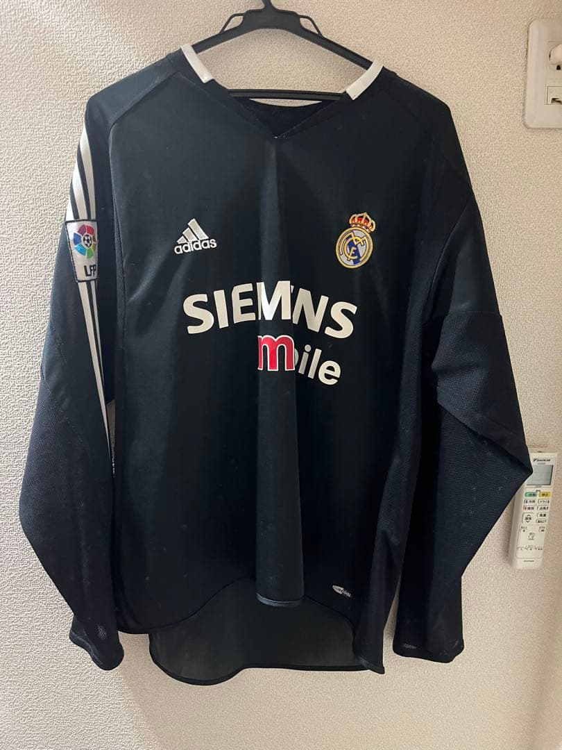 ロベルト カルロス ユニフォームReal Madrid R.CARLOS 3