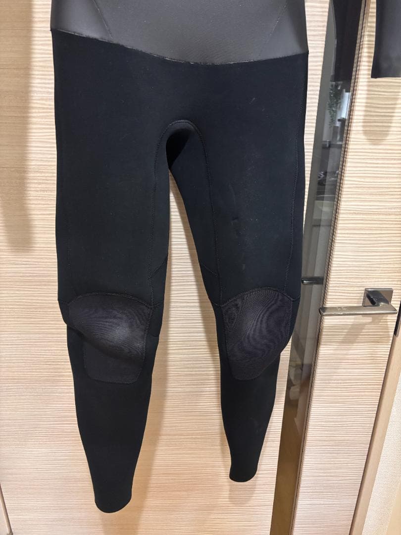 FEVR 2022 SKYSCRAPER フルスーツ 3mm USED