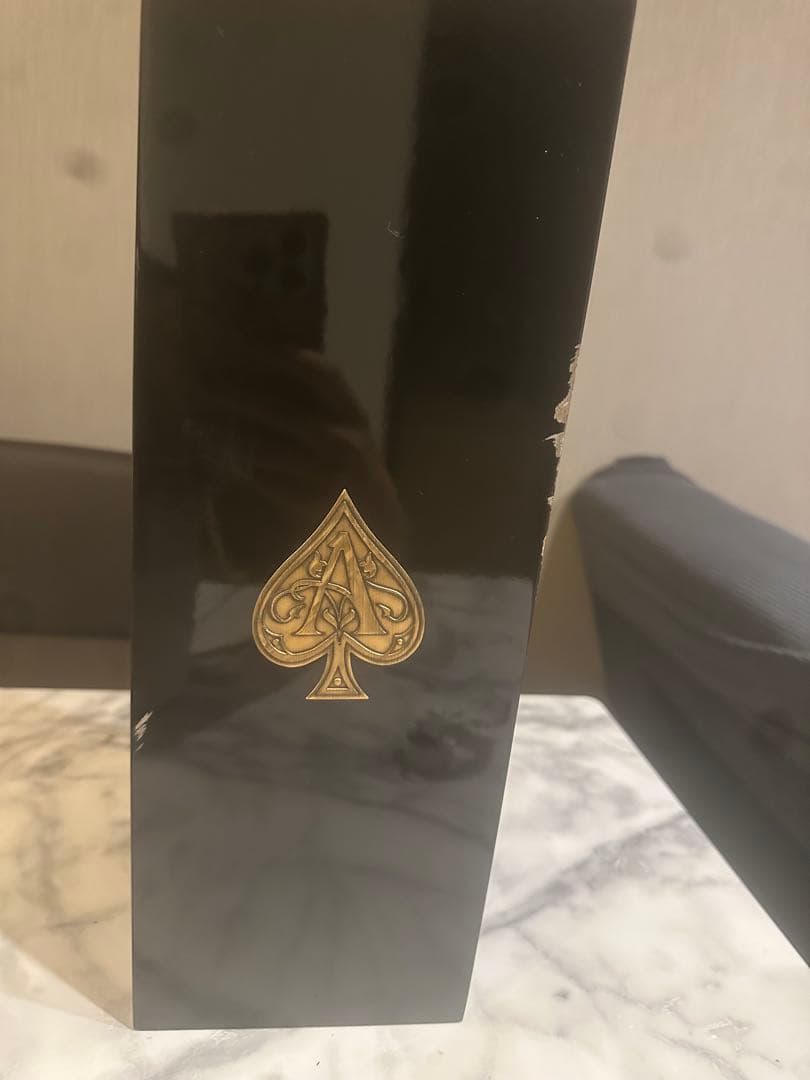 箱付きアルマンドゴールド