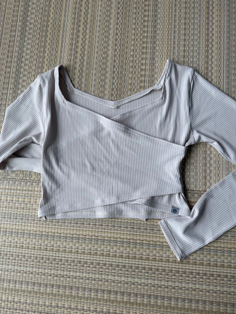 SUKALA ヨガ　ピラティス　トップス　新品　Sサイズ