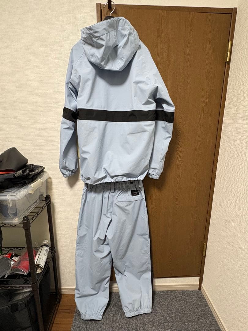 AAHARDWEAR_スノーボードウェア（BURTONグローブ未使用セット）