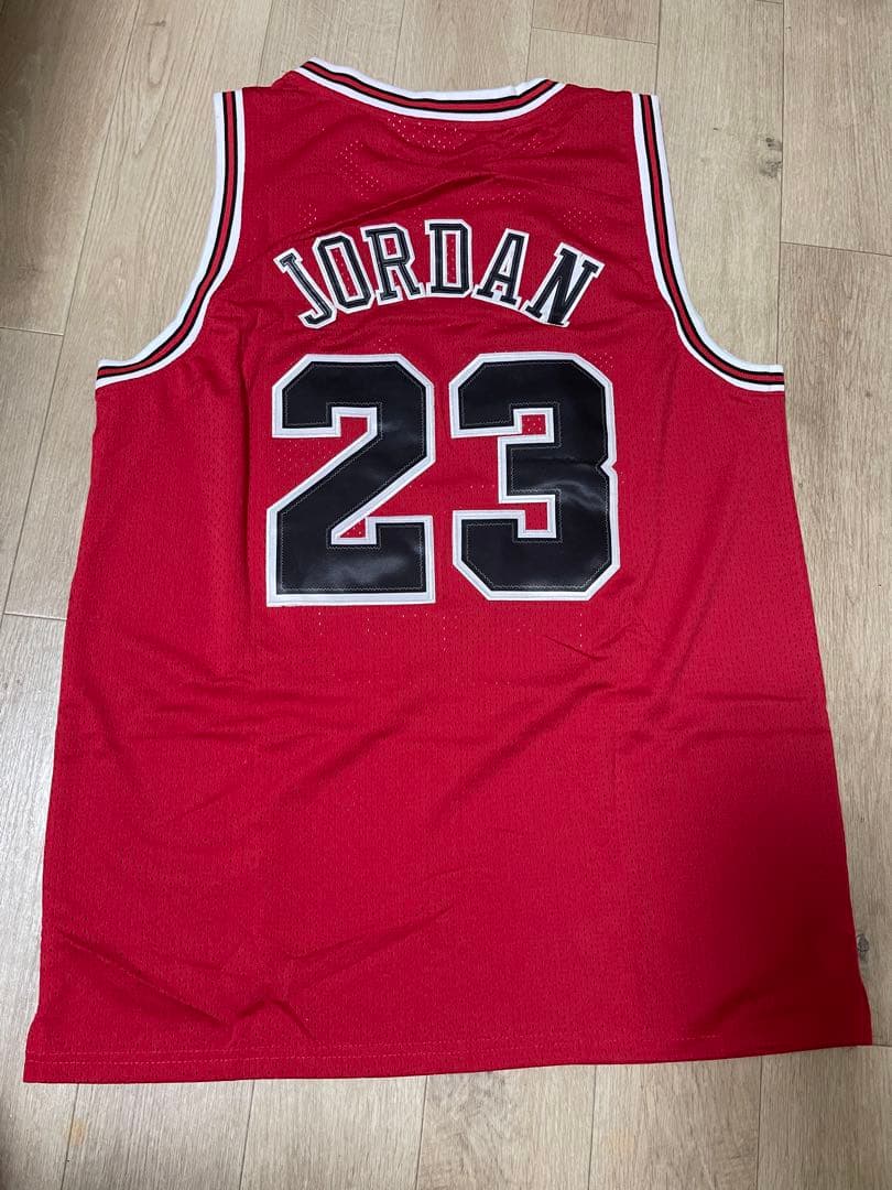 マイケル・ジョーダンのユニフォーム、ジョーダンのプリントサイン,bulls