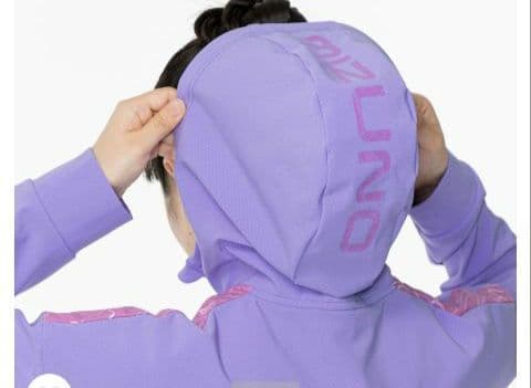 フード付き ウィンドブレーカー　テックシールドジャケットフーディ　MIZUNO