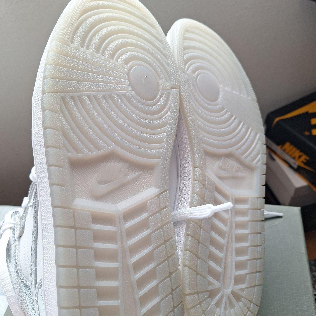 Nike Air Jordan 1 ホワイト/シルバー