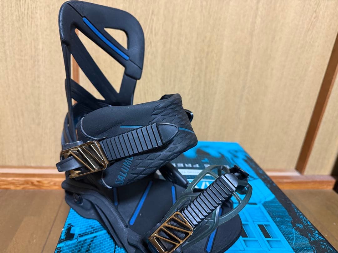 サロモン　ホログラム HOLOGRAM　BLACK　 サイズM