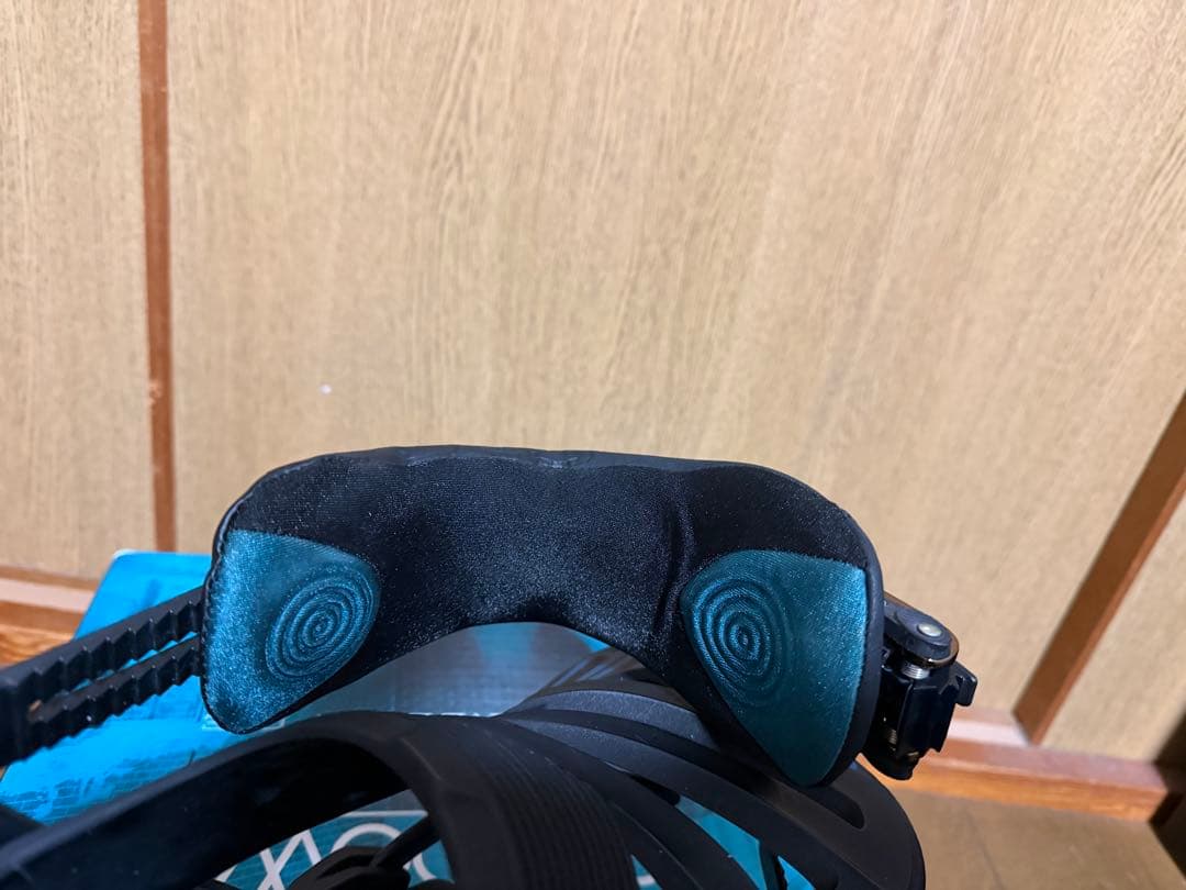 サロモン　ホログラム HOLOGRAM　BLACK　 サイズM