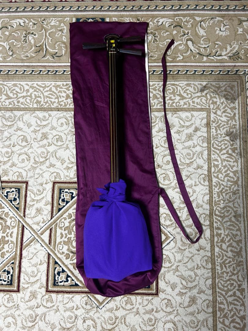 津軽三味線本体 太棹紫檀　美品　専用ケース付き