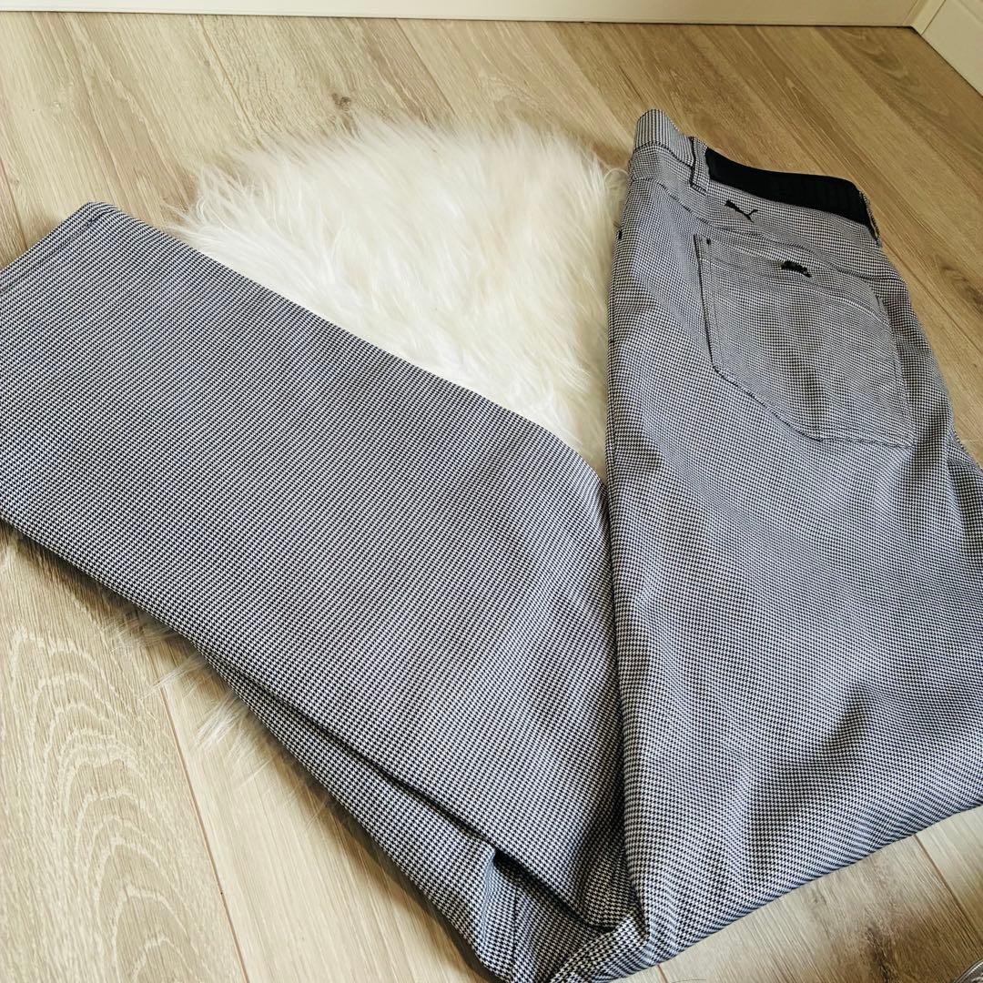 新品未使用　PUMA GOLF プーマゴルフ　ストレッチパンツ　ロゴボタン