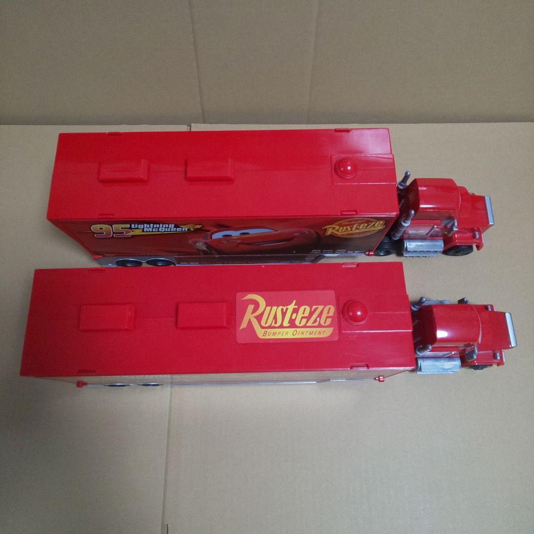 カーズ トミカ 大きなコレクションケース マック たくさんのせよう！大きなマック