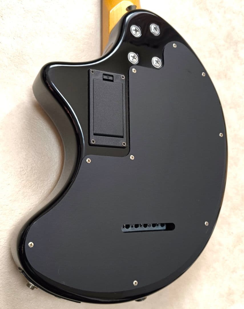 【超美品】ZO-3 芸達者 3TS アンプ内蔵ミニギター 専用ケース付