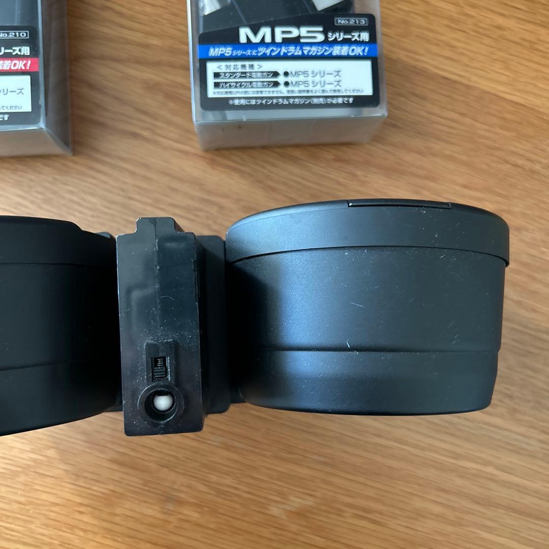 東京マルイ　ツインドラムマガジン M4 MP5 マガジンアダプターセット