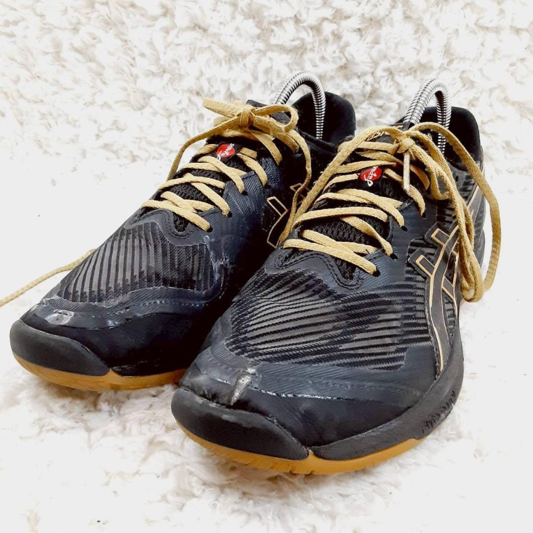 美品 24.5㎝◎asics アシックス バレーボールシューズ 黒 金