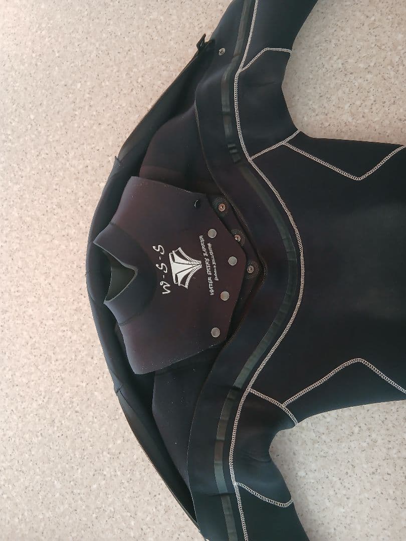 ビラボン　セミドライスーツ