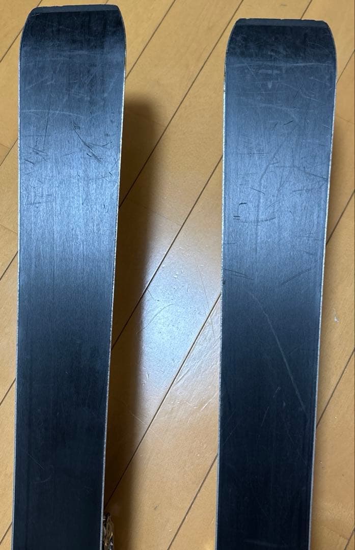 最お値下げ！ATOMICＤ2 DEMO VIRIOFLEX164cm とストック