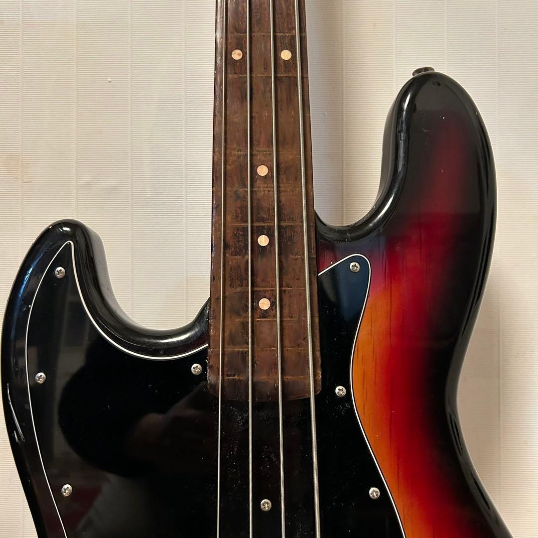 左用（レフティー）フレットレス ジャズベース