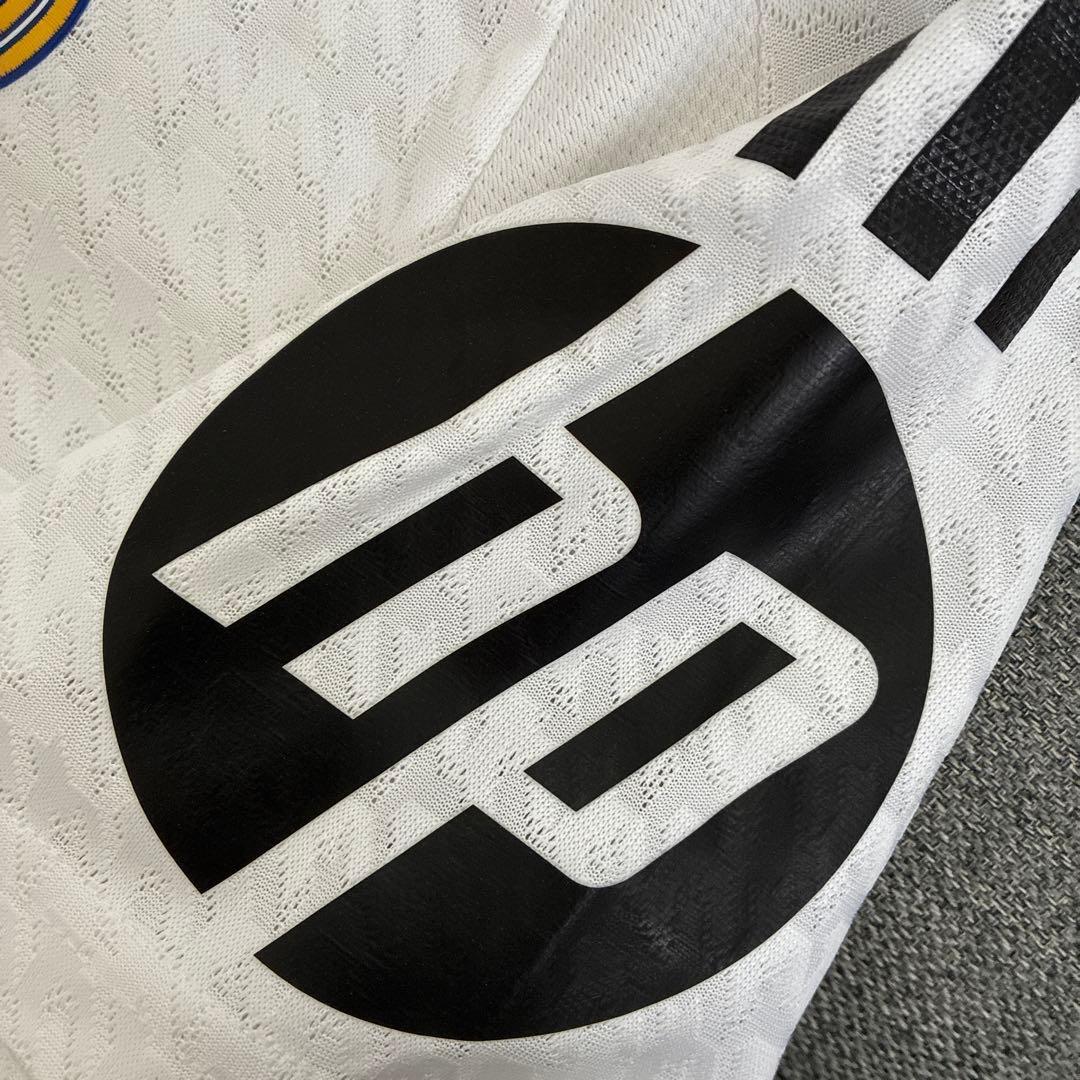 【正規品】レアル・マドリード 24/25 ホーム オーセンティック ベリンガム