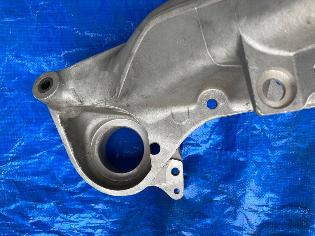 PORSCHE 930 右リアトレーリングアーム新品