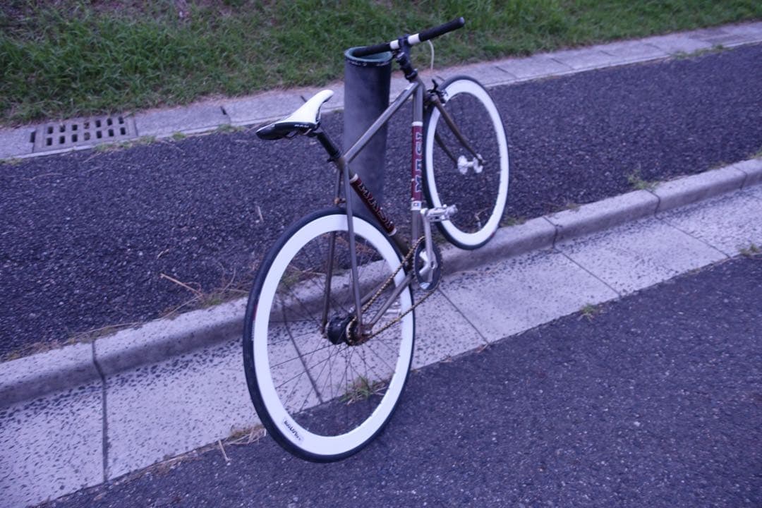 ベース車両マジー [MASI]シングルスピード 替えスポーク/ハブ等有り