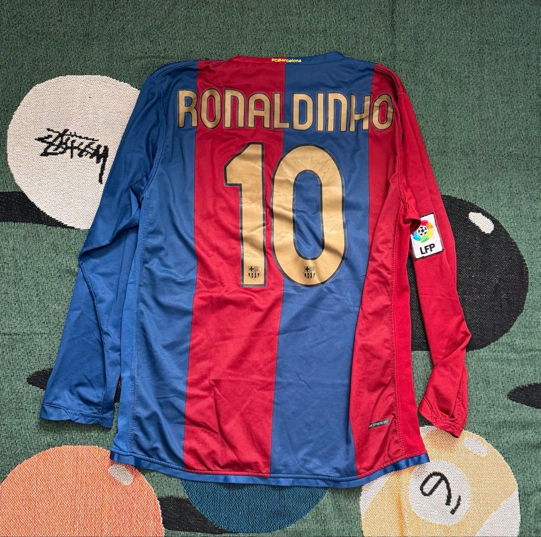 06/07 バルセロナ ロナウジーニョ 長袖ユニフォーム