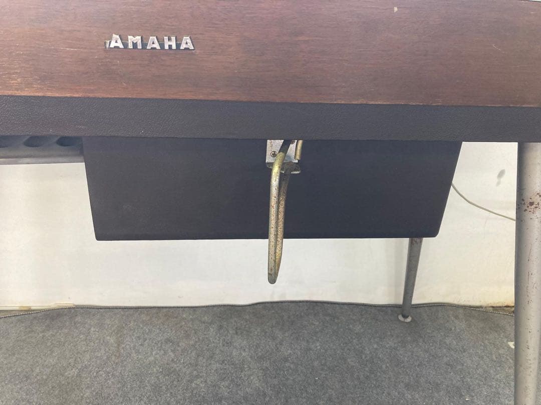 Yamaha ピアノ ダークブラウン 収納引き出し付き