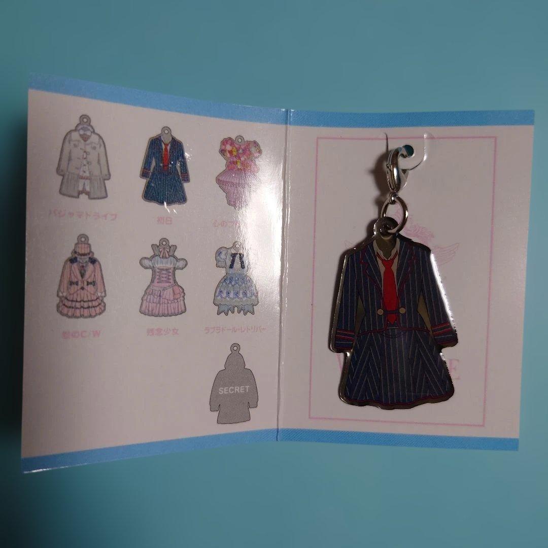 L*️様 「送料込み」AKB48 渡辺麻友 卒業コンサート公式グッズ チャームセ