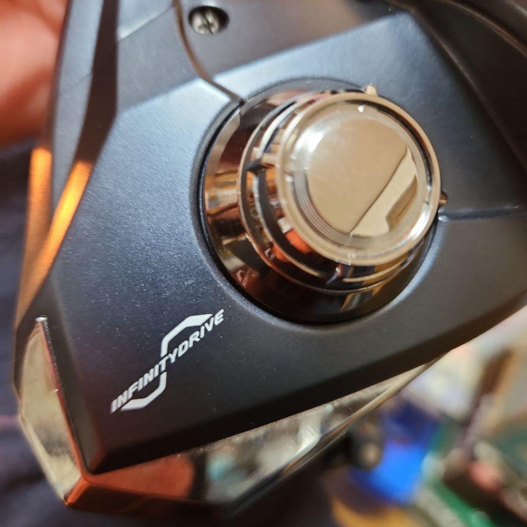 STRADIC SW10000HG スピニングリール　予備スプール付き