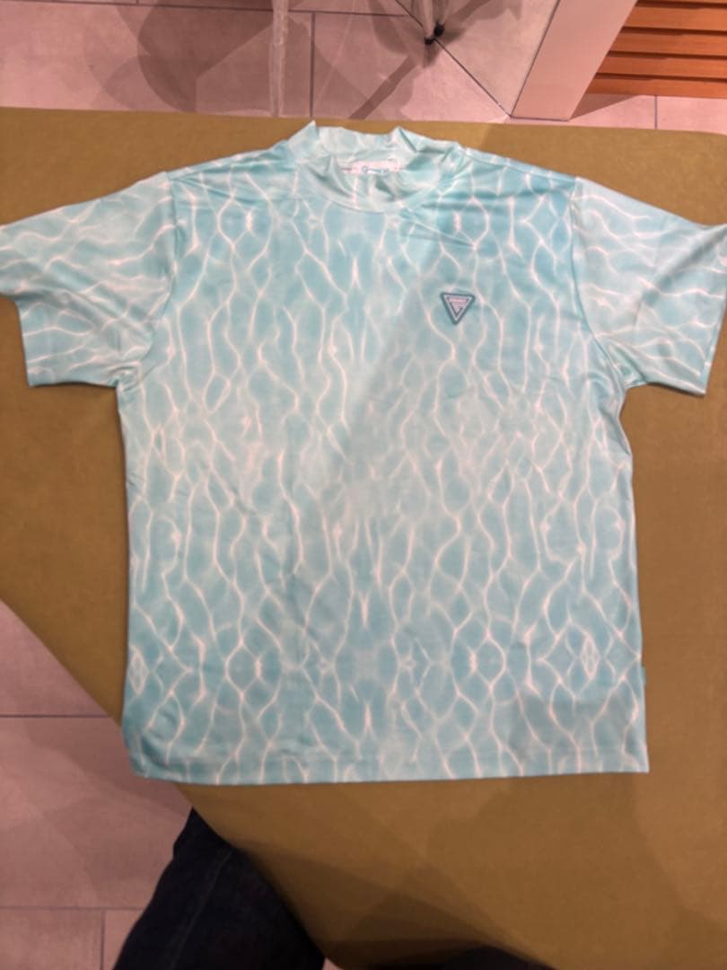 Gorurun XL 水面模様 モックネック