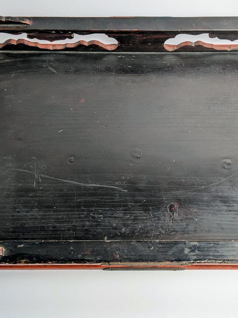 根来四足机　江戸時代　　春日卓　仏教美術　仏具　根来塗