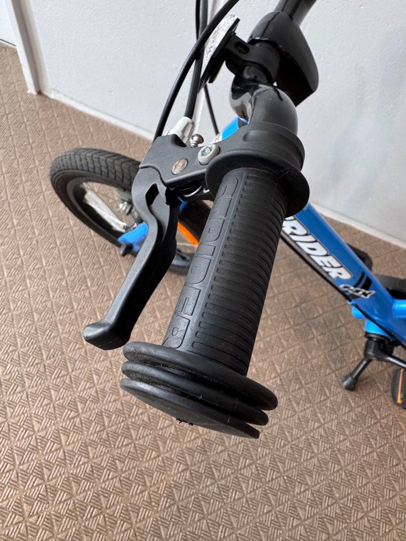 STRIDER 14x キッズ自転車 青 スタンド付　ブルー