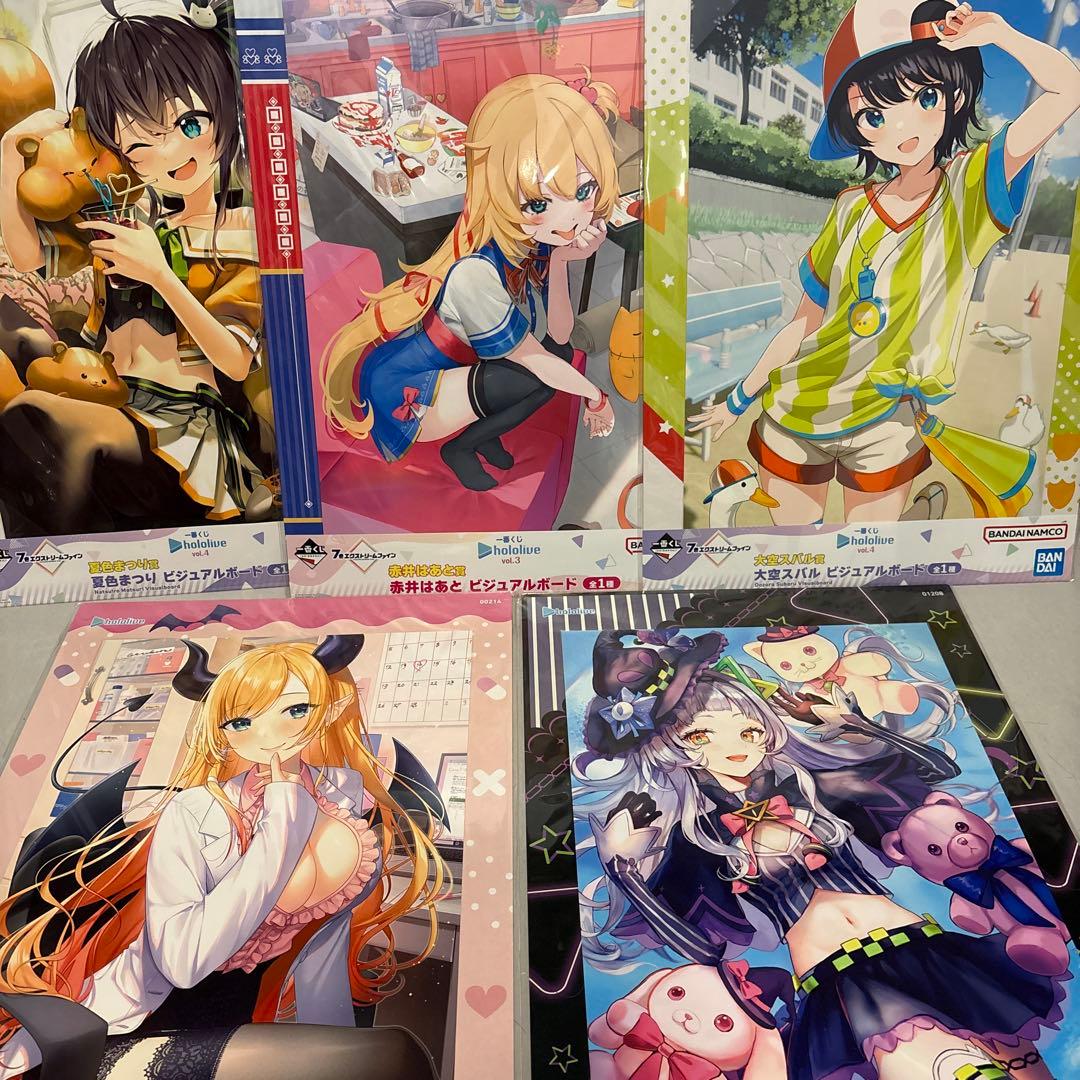 ホロライブ　ビジュアルボードまとめ売り