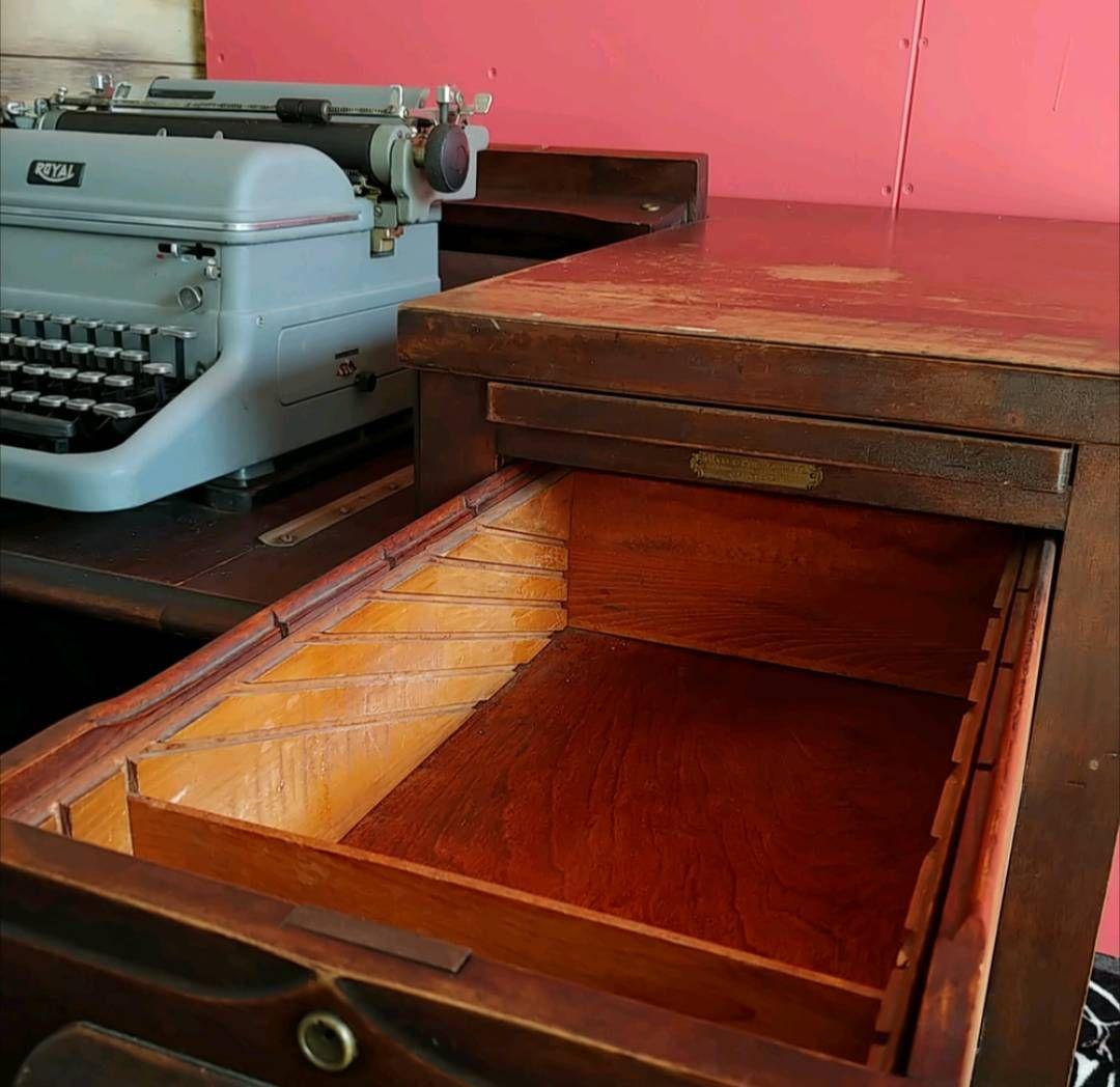 アメリカンヴィンテージ タイプライター付き ウッドデスク 引き出し×3 デスク