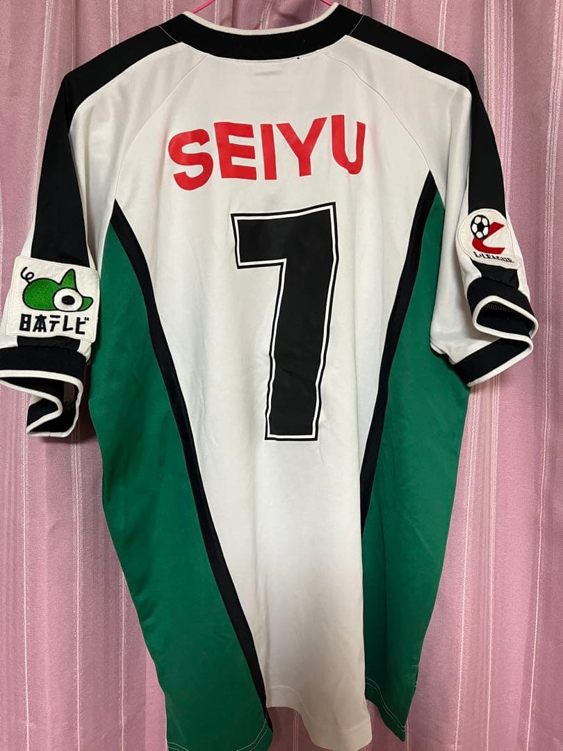 日テレベレーザ(読売ベレーザ)Nike シャツ Mサイズ 7番