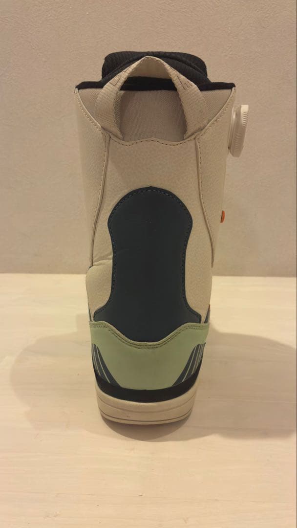 DEELUXE ID LALA 23.5cm スノーボード ブーツ