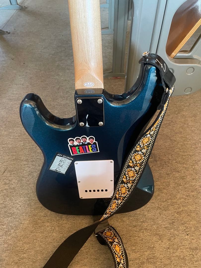 エレキギター ミニアンプシールド付き