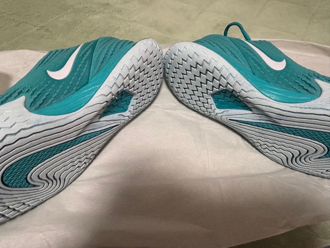 ナイキ コート エア ズーム ヴェイパー ケージ 4 ラファ 26.5