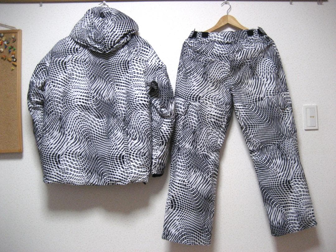 ゴールドウィン 高機能ウェア　上下Mサイズセット