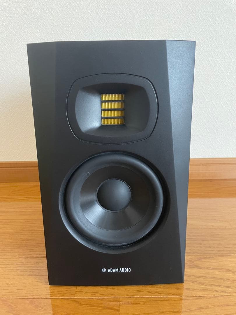ADAM AUDIO T5V スピーカー1個