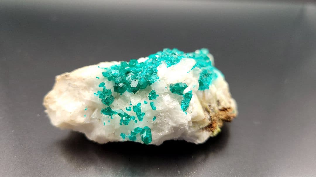 ツメブ鉱山産 ダイオプテーズ