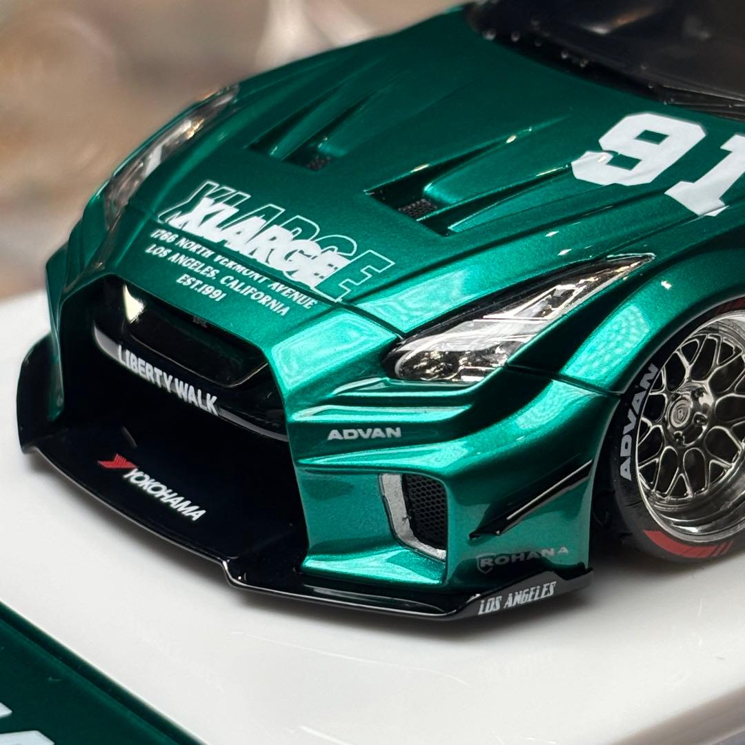 Make Up 1/43 LBWK × XLARGE NISSAN 35GT