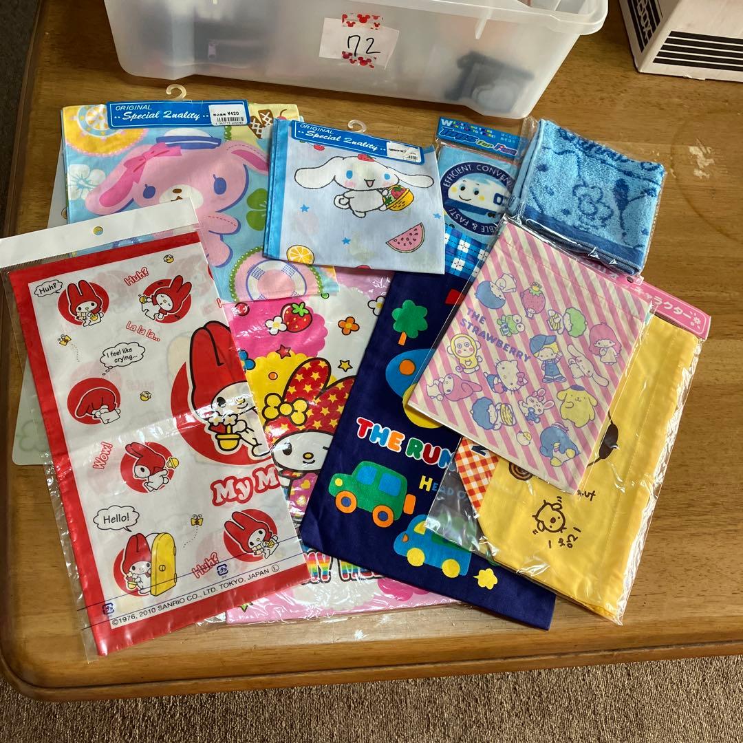 サンリオ　ハンカチ・巾着袋セット〜BOX72