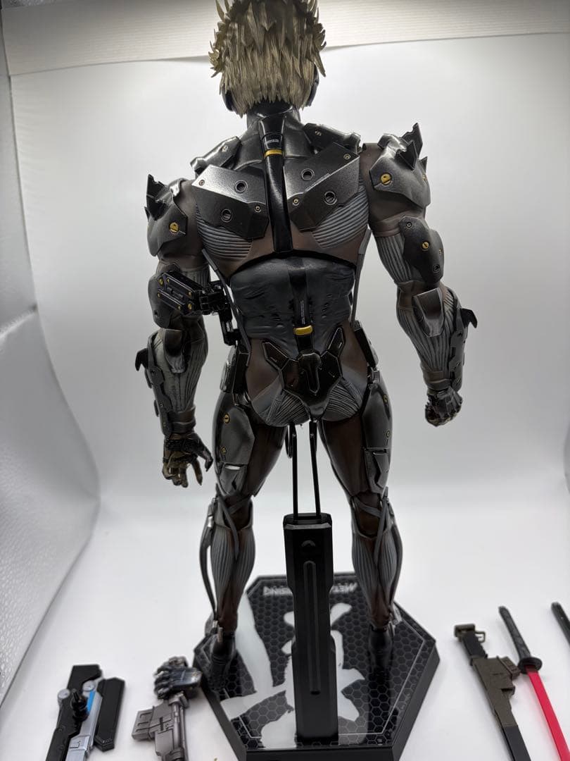 ホットトイズ L GEAR RISING メタルギア 雷電 フィギュア