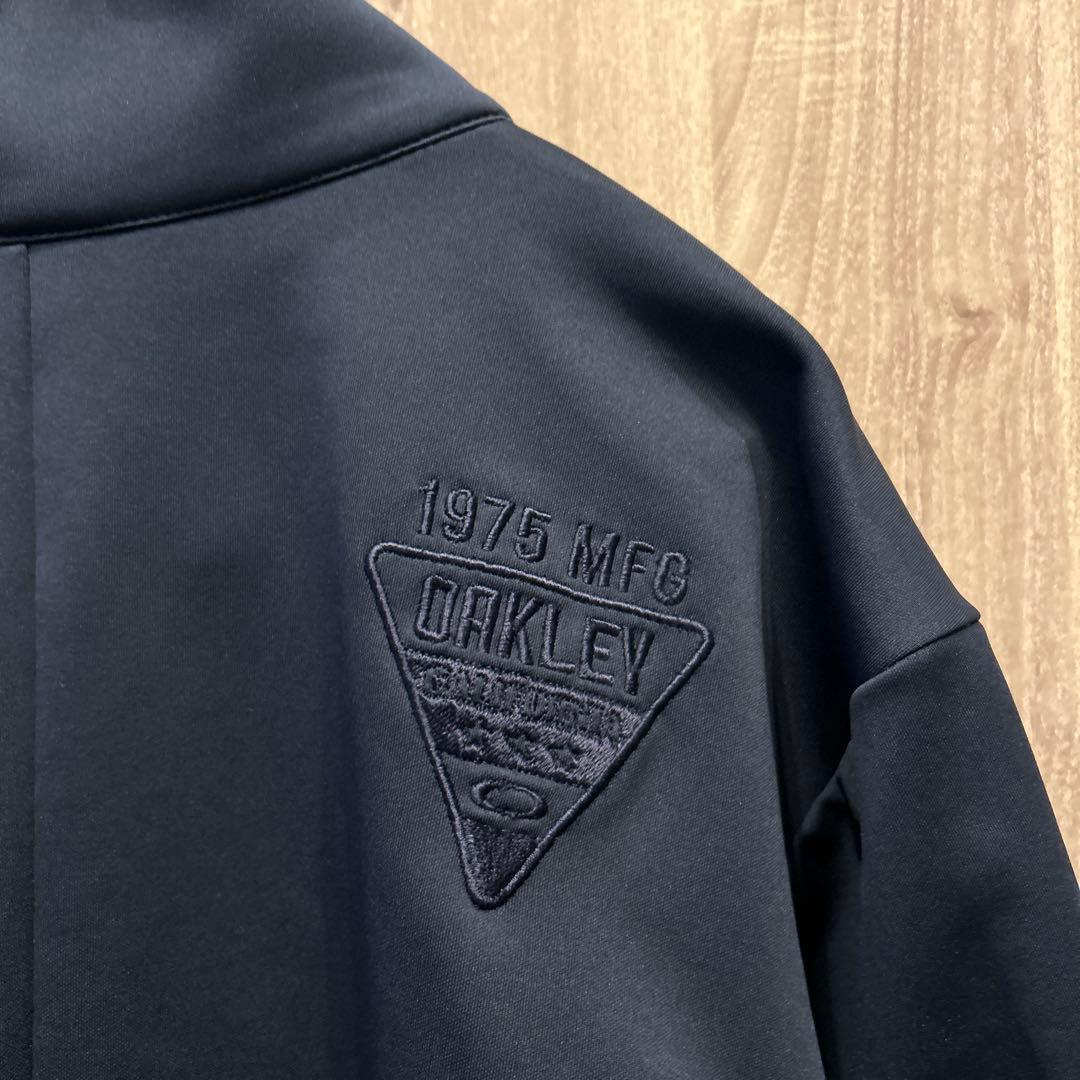 【美品】OAKLEY ゴルフウェア 上下セットアップ ジャージ 刺繍ロゴ 古着