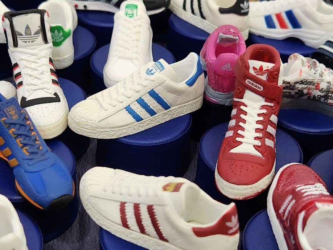 Adidas スニーカー フィギュアセット 83数