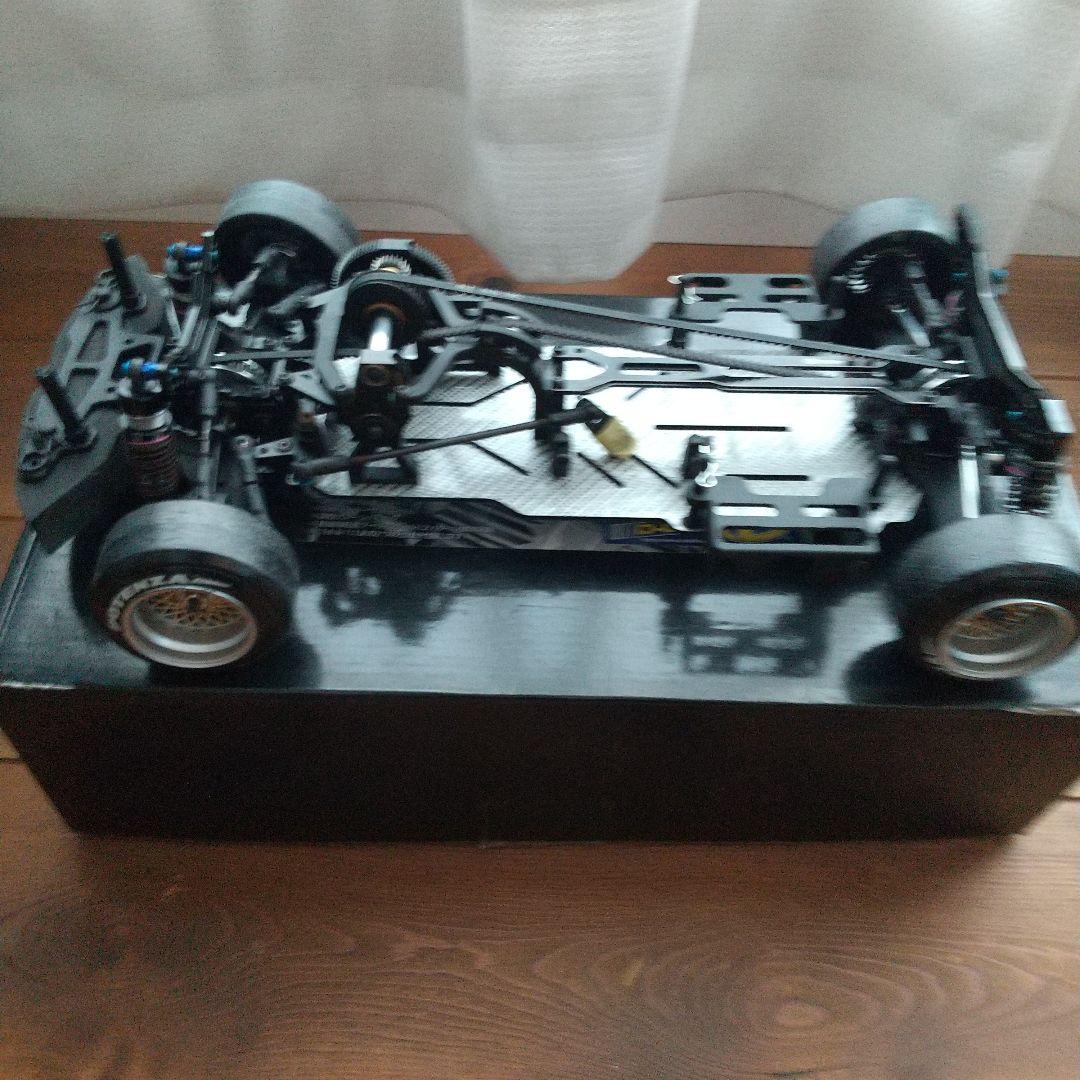 ラジコン1/10 Dライクエボル シャーシケツカキ使用