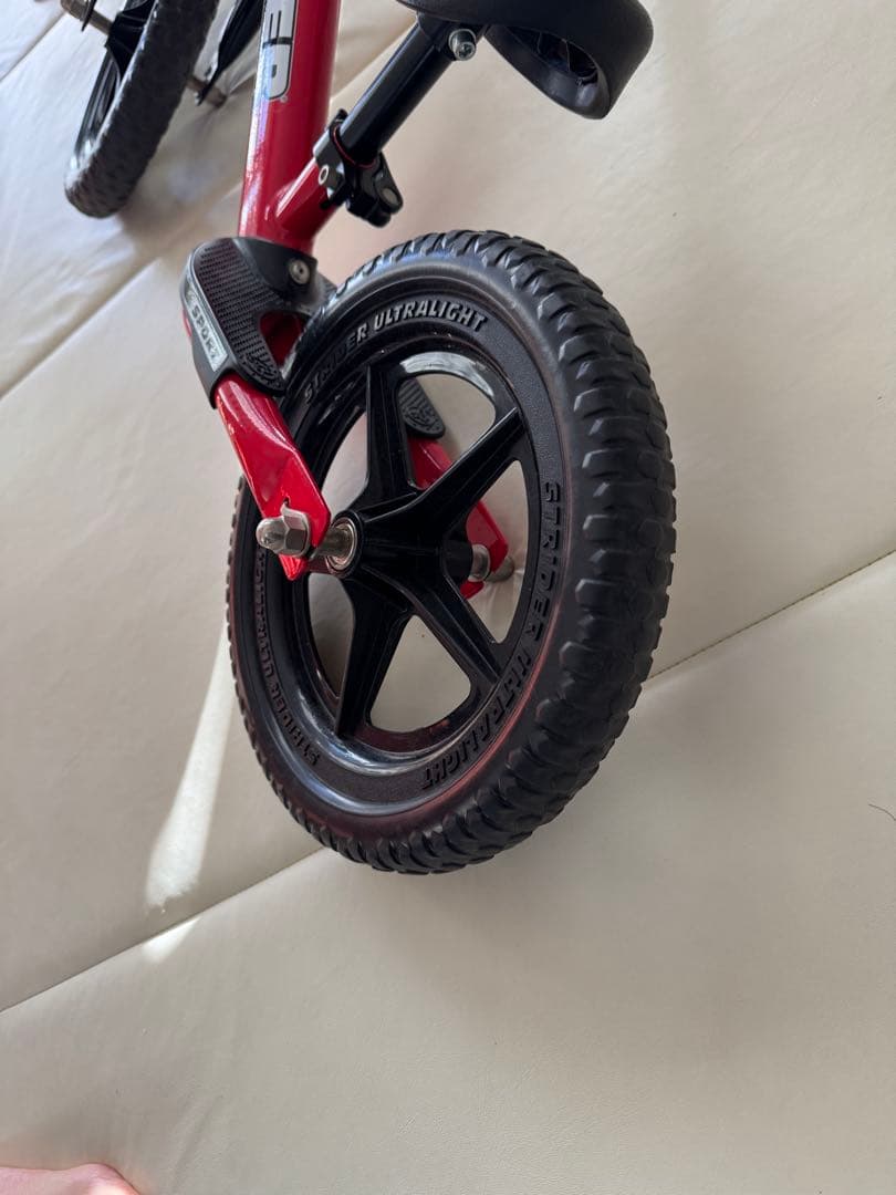 【最終価格♡引き取り限定！使用回数少ない】ストライダースポーツモデル！赤