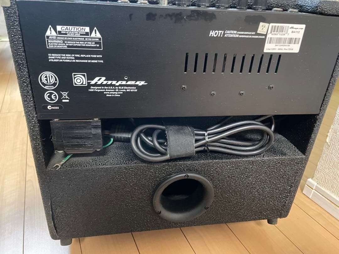 美品　Ampeg BA112 アンペグ　ベースアンプ　着払い限定値下げ中
